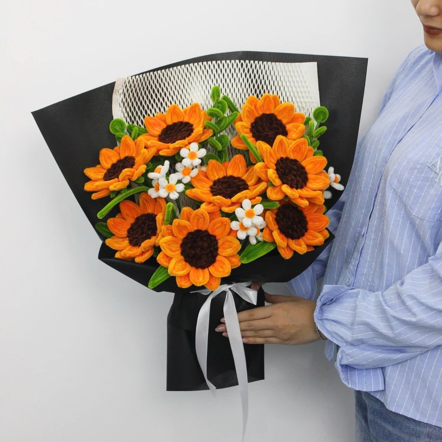 Leo Birth Flower – Bold Blooms For A Radiant Personality