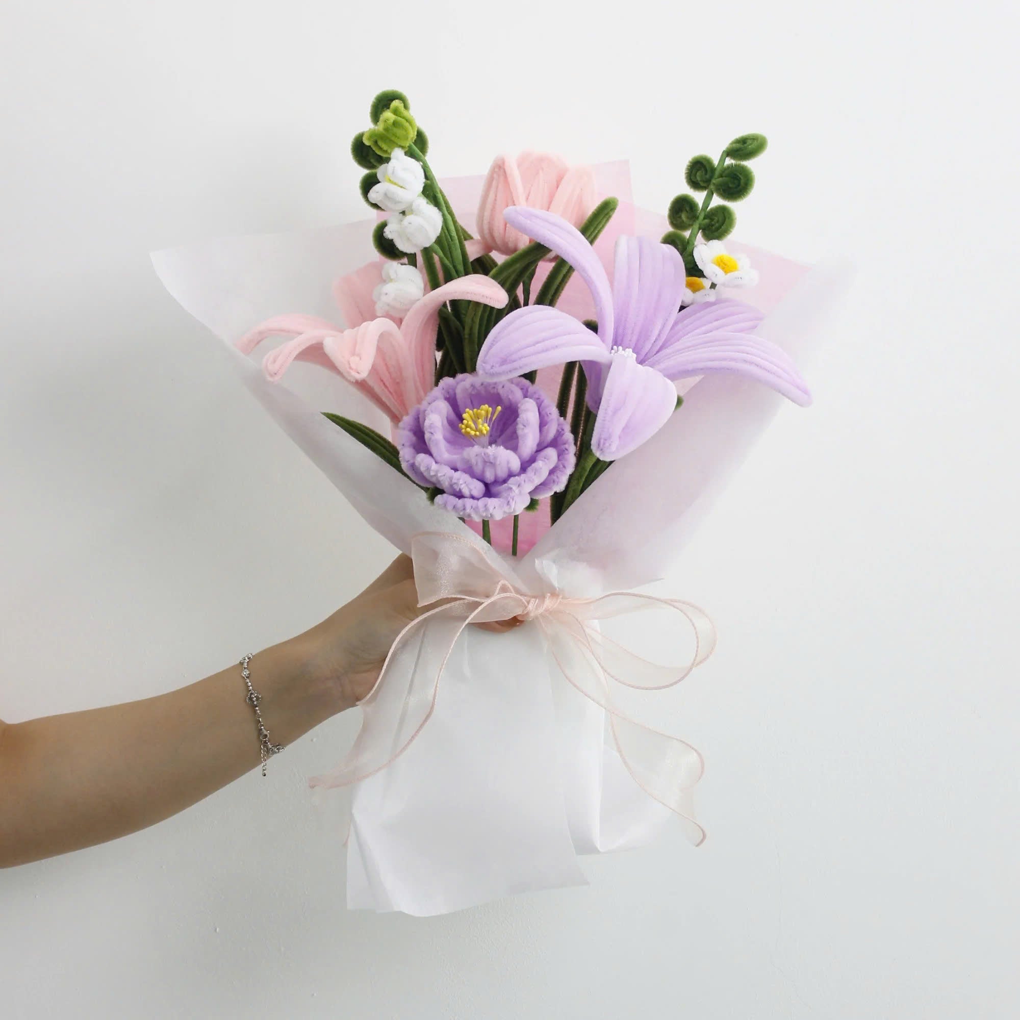 DIY Kit: Lily Whisper
