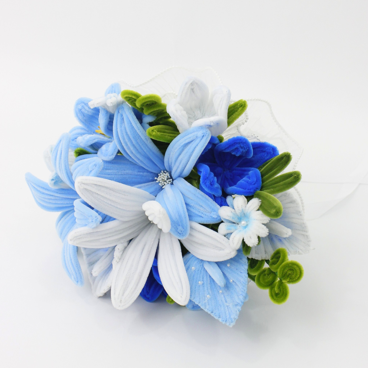 Bride holding a handmade everlasting wedding bouquet in blue and white tones, crafted from pipe cleaners, unique bridal flower arrangement in Australia.